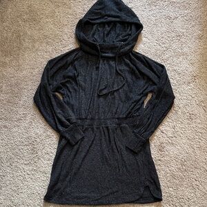 Chic Black Hooded Dress for Women